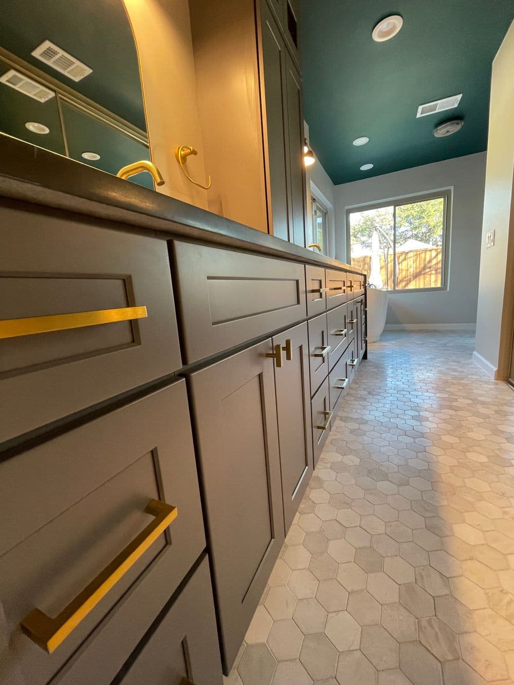Gallery photos for Kitchen and Bathroom Renovation: Image #28