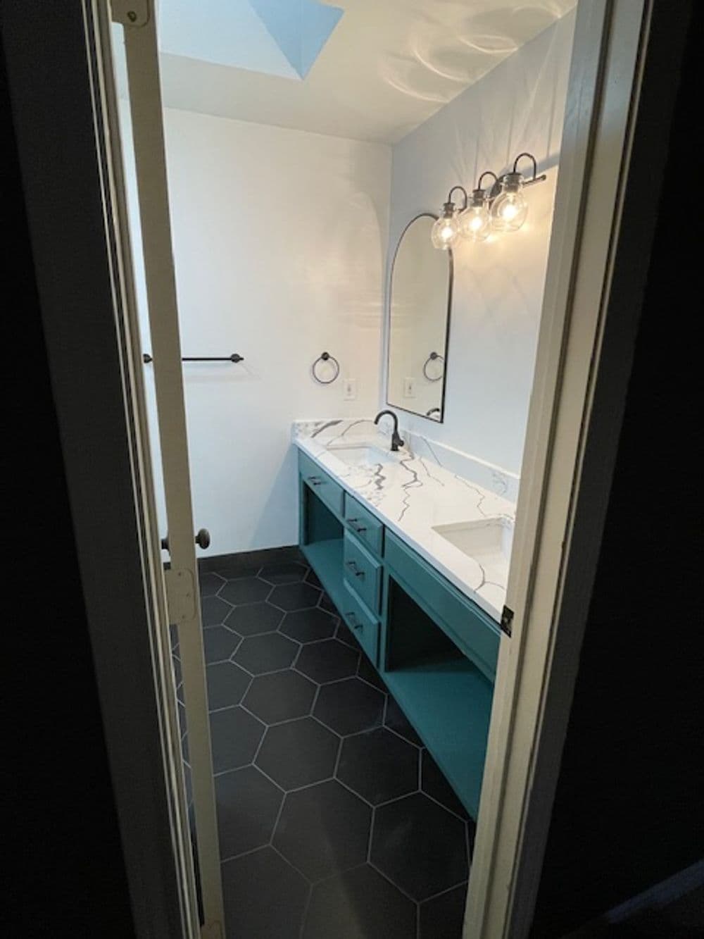 Gallery photos for Kitchen and Bathroom Renovation: Image #14
